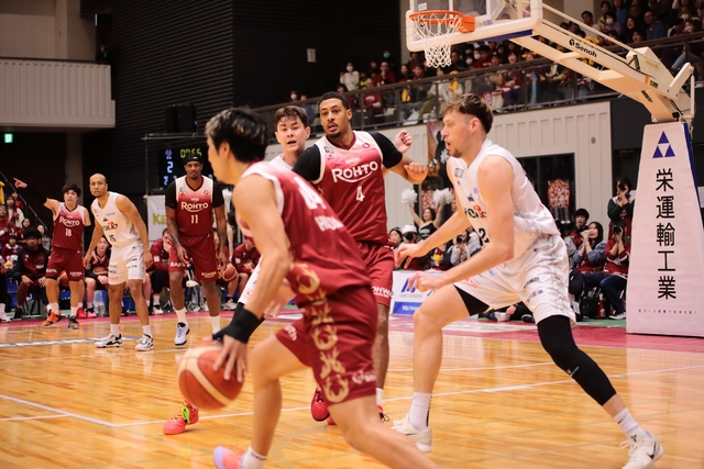 2025/12/21 対信州ブレイブウォリアーズ戦 #4 ジェイミン・ブレイクフィールド - 1