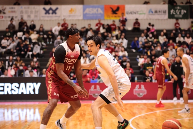 2025/12/21 対信州ブレイブウォリアーズ戦  #11 ナイジェル・スパイクス - 1